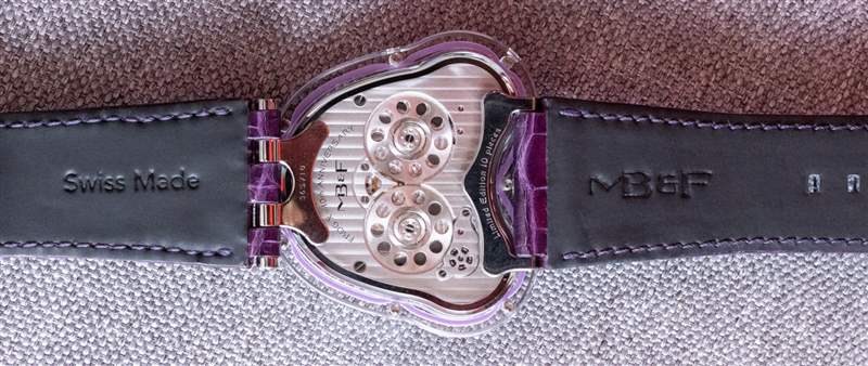 動(dòng)手操作：MB&F HM3 Frog X Purple Watch