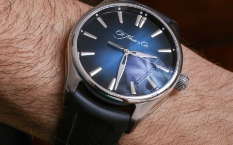 H. Moser & Cie Pioneer Center Seconds Review