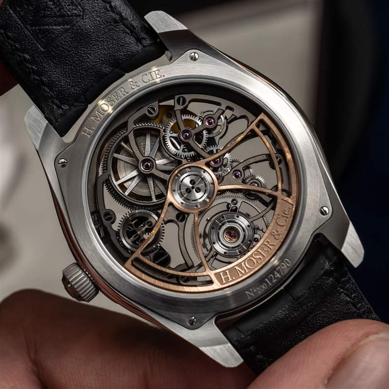 亨利慕時(H. Moser & Cie Pioneer)圓柱骨架陀飛輪腕表