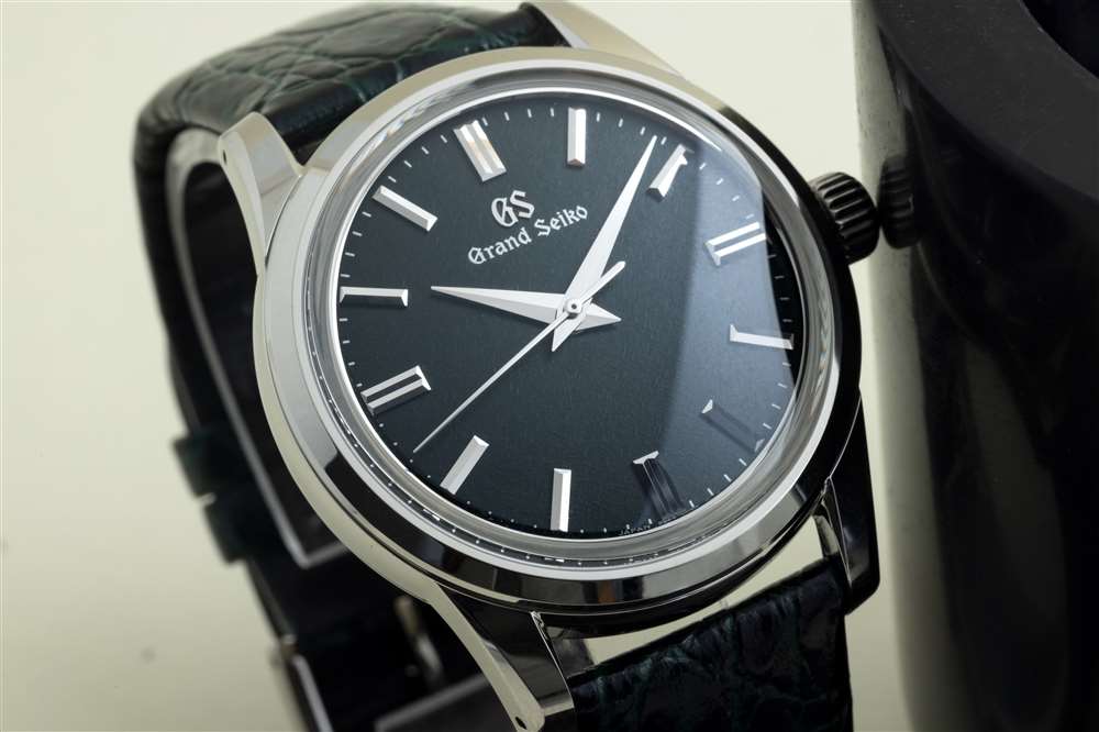 全新 Grand Seiko SBGW 型號