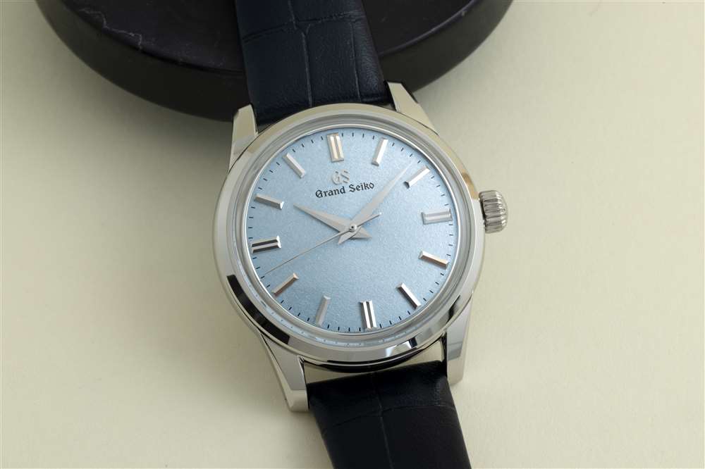 全新 Grand Seiko SBGW 型號