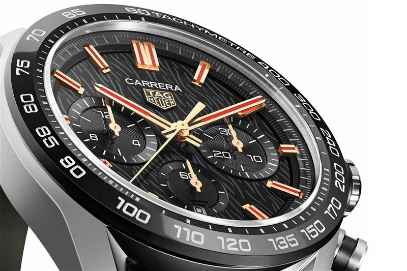 泰格豪雅推出Carrera Chronograph Year of the Rabbit兔年限量計時碼表