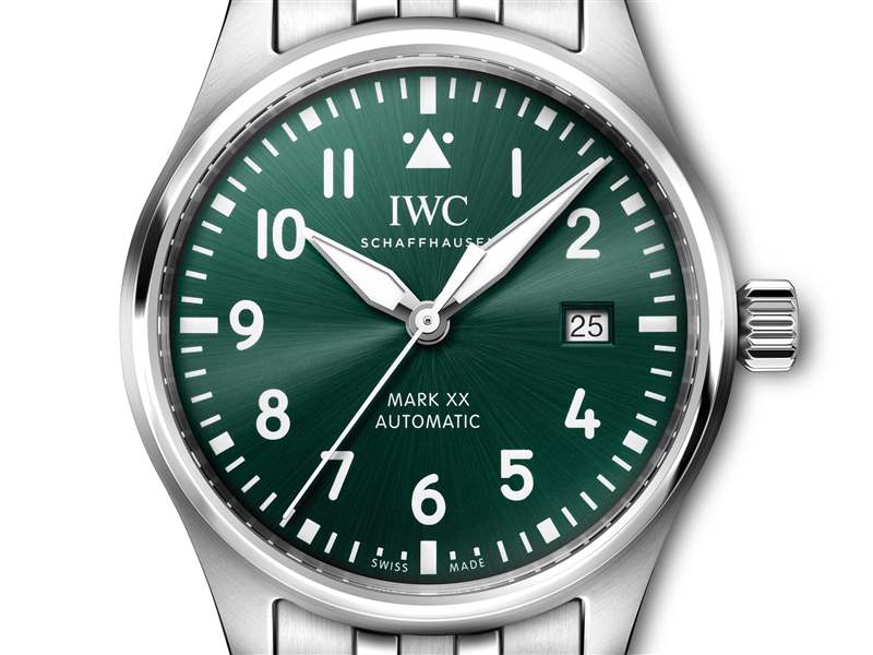 萬國推出4枚Pilot’s Watch Mark XX馬克二十腕表:綠色表盤、精鋼表鏈