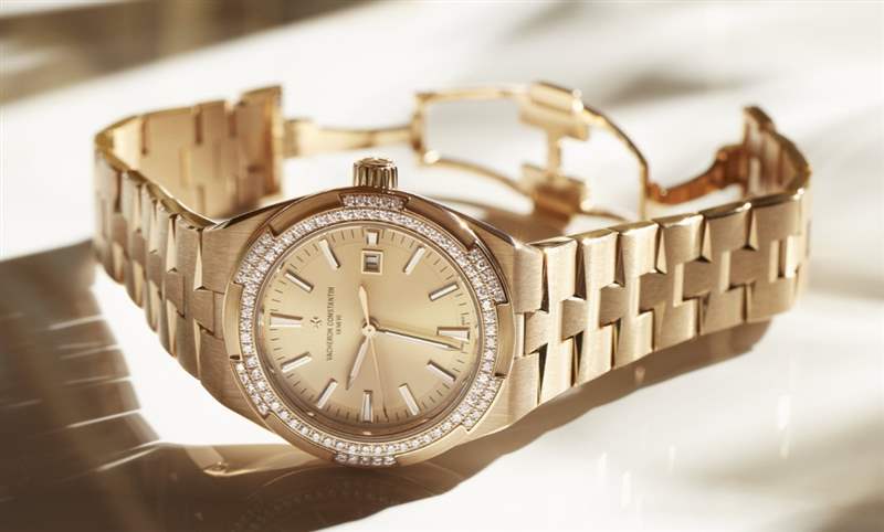 VACHERON CONSTANTIN - 璀璨暖金光彩熠熠|VACHERON CONSTANTIN Overseas 35mm自動上鏈腕表
